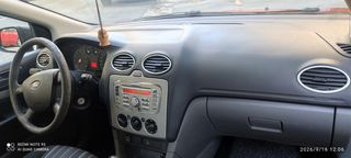 Ford Focus 2009-thumb-8