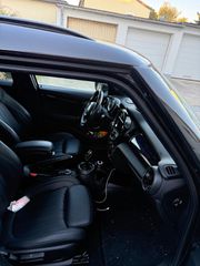 Mini Cooper S 2019 individual British-thumb-9