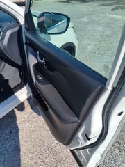 Nissan Qashqai 2018 Το χρώμα του είναι περλέ-thumb-26