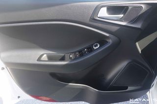 Hyundai i 20 2016 Passion|Bluetooth|Alu|Lane Assist|Hot Seaters-thumb-14