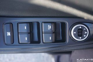 Hyundai i 20 2016 Passion|Bluetooth|Alu|Lane Assist|Hot Seaters-thumb-15