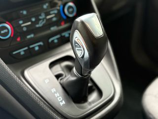 Ford Tourneo 2019 7 θεσεις - πανοραμική οροφή - αυτοματο-thumb-19