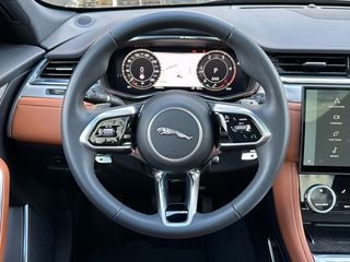 Jaguar F-Pace 2024 D200 R-DYNAMIC S-thumb-12