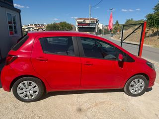 Toyota Yaris 2016-thumb-4