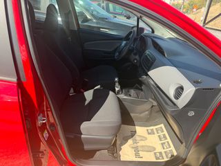 Toyota Yaris 2016-thumb-14