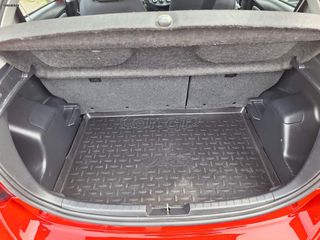 Toyota Yaris 2016-thumb-19