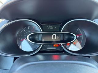 Renault Clio 2017 1.5 dCi Energy Excite/ AUTOMATIC-thumb-19