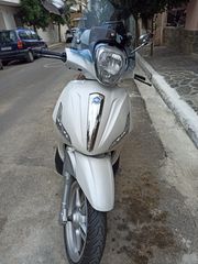 Piaggio Beverly 350 2019 BEVERLY 350 SPORT TOURING-thumb-9