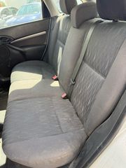 Ford Focus 2001-thumb-5