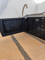 SONY FDR-AX33-thumb-2