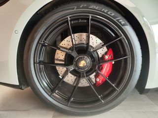 Porsche 911 2026 992 Carrera 4 GTS-thumb-64