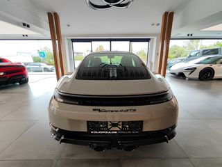 Porsche 911 2026 992 Carrera 4 GTS-thumb-4