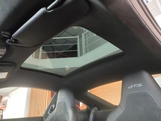 Porsche 911 2026 992 Carrera 4 GTS-thumb-45