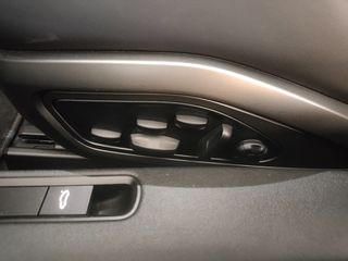 Porsche 911 2026 992 Carrera 4 GTS-thumb-52