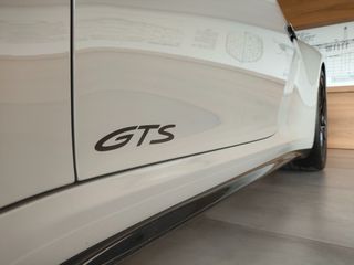 Porsche 911 2026 992 Carrera 4 GTS-thumb-59