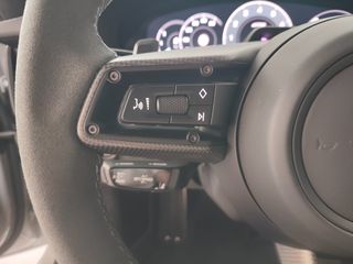 Porsche 911 2026 992 Carrera 4 GTS-thumb-17