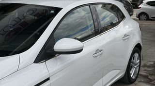 Renault Megane 2019 1.5 D.C.I INTENS-thumb-12