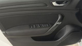 Renault Megane 2019 1.5 D.C.I INTENS-thumb-23