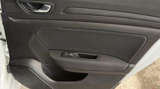Renault Megane 2019 1.5 D.C.I INTENS-thumb-29