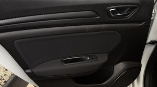 Renault Megane 2019 1.5 D.C.I INTENS-thumb-32