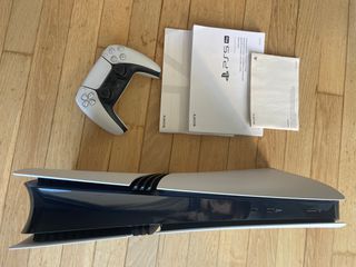 PlayStation 5Pro-thumb-1