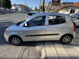Kia Picanto 2011 1000CC ABS A/C-thumb-3