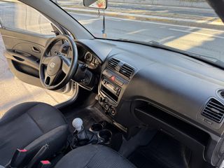 Kia Picanto 2011 1000CC ABS A/C-thumb-10