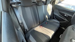 Peugeot 3008 2022 1.5 BLUEHDI 130 ACTIVE PACK EAT8-thumb-16
