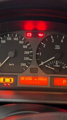 Bmw 320 2001 i-thumb-6