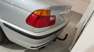 Bmw 320 2001 i-thumb-9