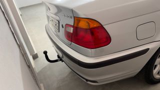 Bmw 320 2001 i-thumb-10