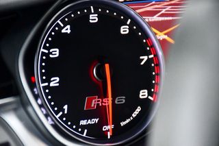 Audi RS6 2016 Performance-thumb-13