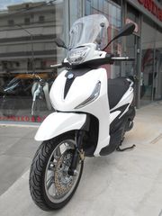 Piaggio Beverly 310 2025 2025-thumb-1