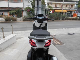 Piaggio Beverly 310 2025 2025-thumb-2