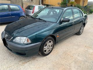 Toyota Avensis 2003