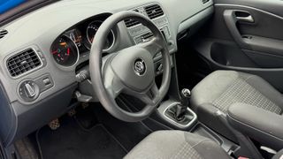 Volkswagen Polo 2014-thumb-9