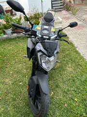 Yamaha MT-125 2017-thumb-1