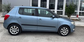 Skoda Fabia 2011 Skoda Fabia II 1.2 i HTP (60 Hp)-thumb-1