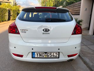 Kia Ceed / cee'd 2009-thumb-4