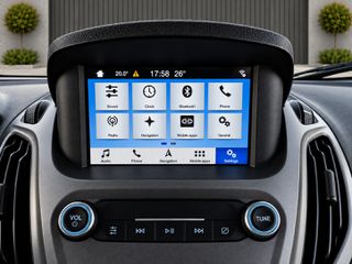 Ford Transit Courier 2018 ~ Πλοηγός - Κάμερα - Πιλότος - Κλίμα - Ζάντες - Κοτσαδόρος ~-thumb-15