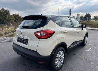 Renault Captur 2017 NAVIGATION-thumb-2