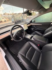 Tesla Model 3 2023 Performance-thumb-9