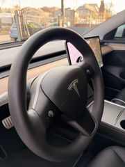 Tesla Model 3 2023 Performance-thumb-10