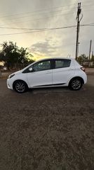 Toyota Yaris 2017 Toyota Yaris 1.4 D-4D Dynamic φουλ έξτρα ψιφιακο καντράν-thumb-5