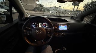 Toyota Yaris 2017 Toyota Yaris 1.4 D-4D Dynamic φουλ έξτρα ψιφιακο καντράν-thumb-17