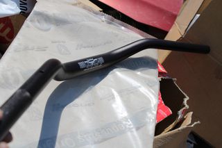 SUZUKI GSX-S1000 2017-TIMONI KAINOURGIO FATBAR 56111-04K01