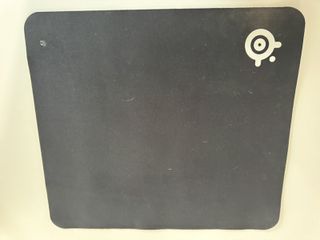 Gaming Mousepads 2x SteelSeries QcK Large & Logitech G-thumb-1