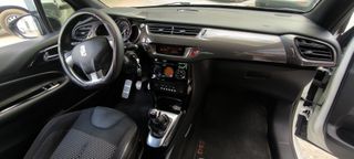Citroen DS-3 2011 1.6 200hp-thumb-22