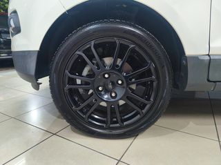 Ford EcoSport 2016 TITANIUM-thumb-8