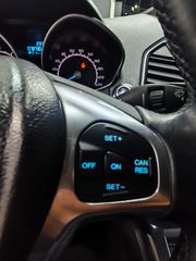 Ford EcoSport 2016 TITANIUM-thumb-17